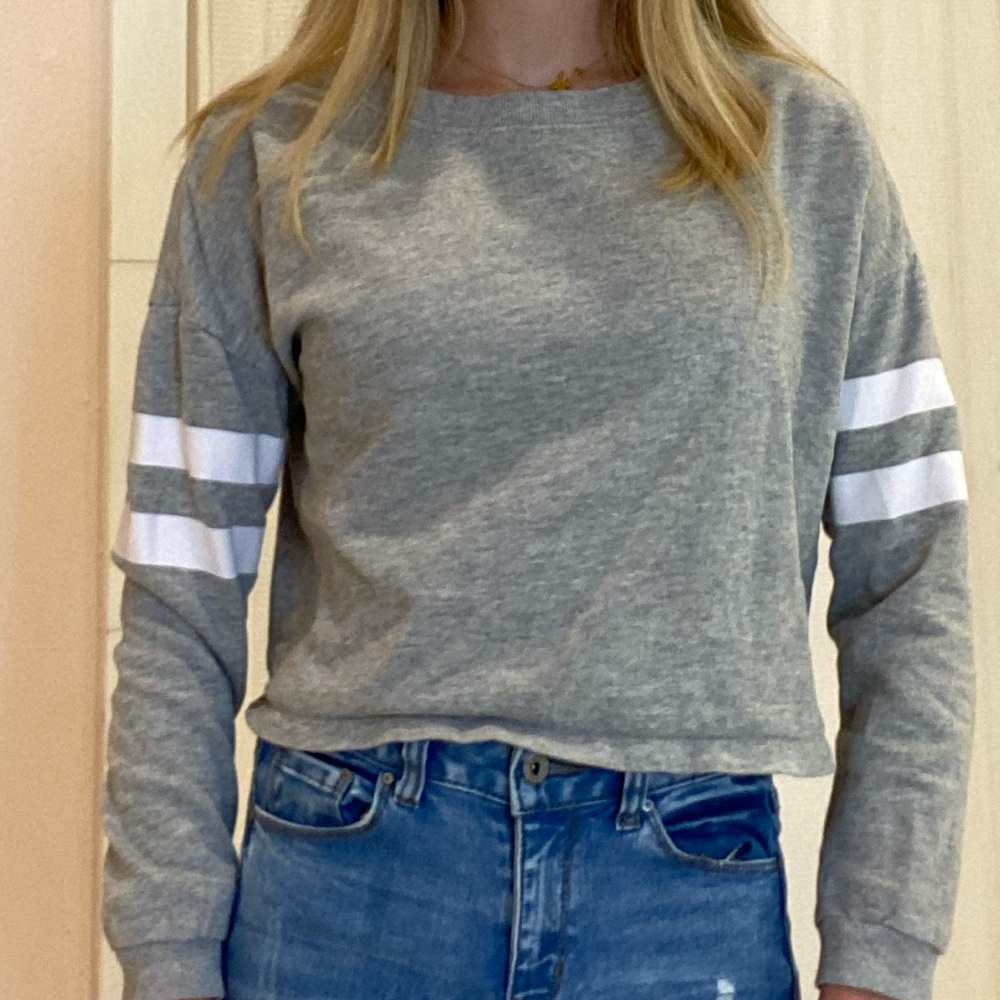 Light gray pullover - Picture 3 of 4